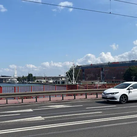 Nad Odra - Z Klimatyzacja, Parking W Cenie, Parking Included Lägenhet